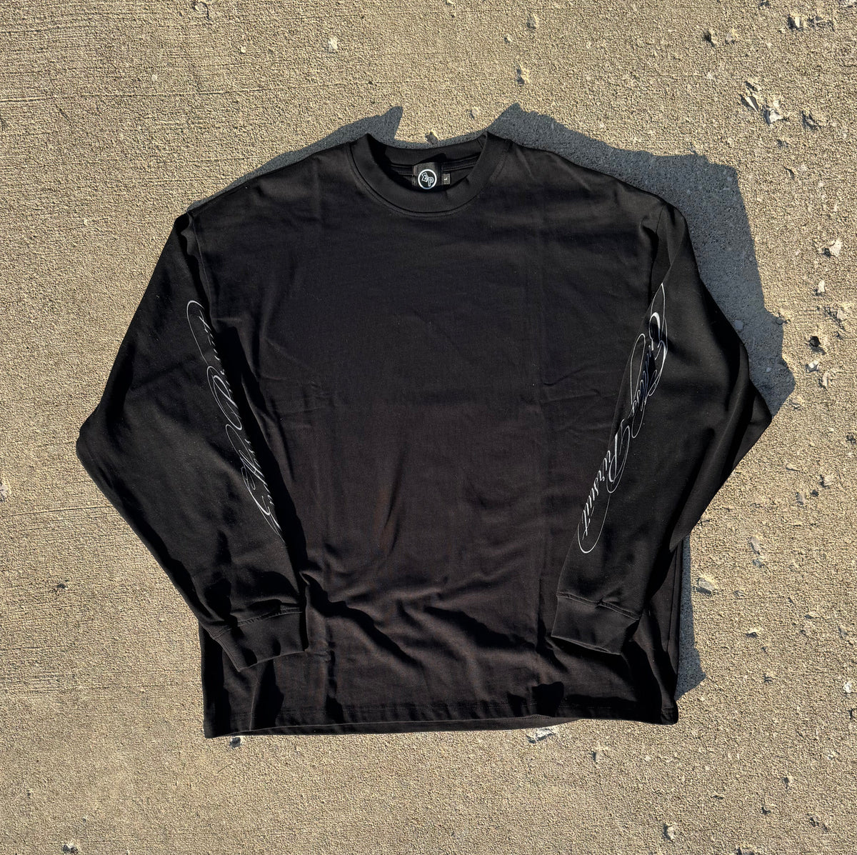 Oversized Cursive Long Sleeve